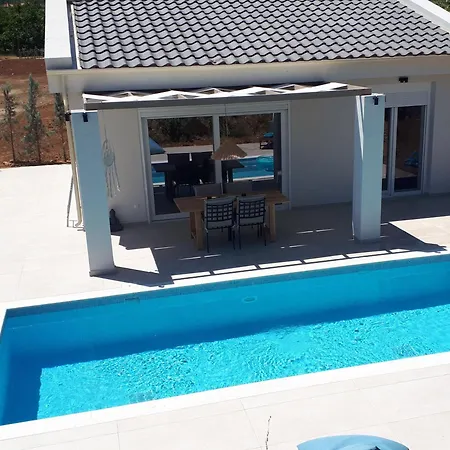 Vakantiehuis Neues In Thasos Mit Grosser Terrasse